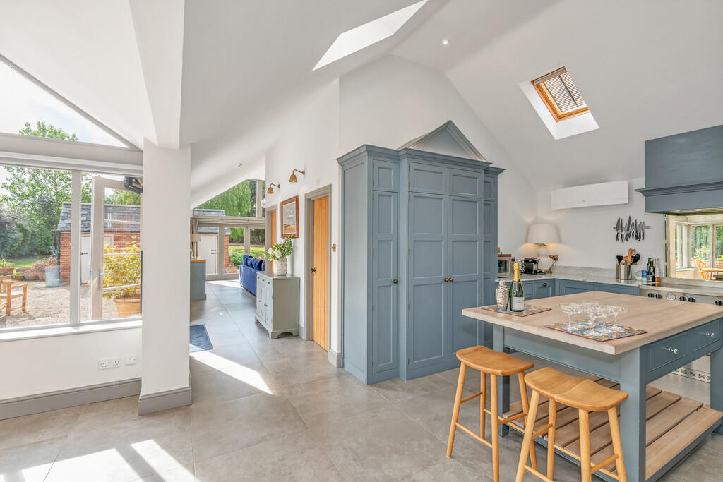 House in Babergh, Long Melford - More