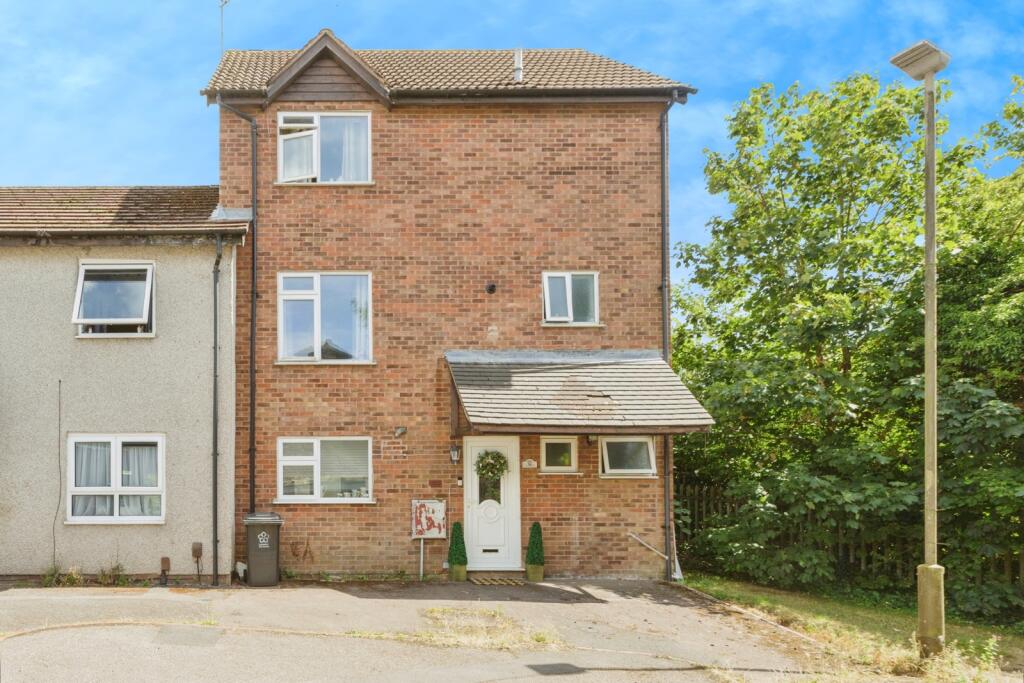 Main image of property: Pitchens Close, Leicester, Leicestershire, LE4