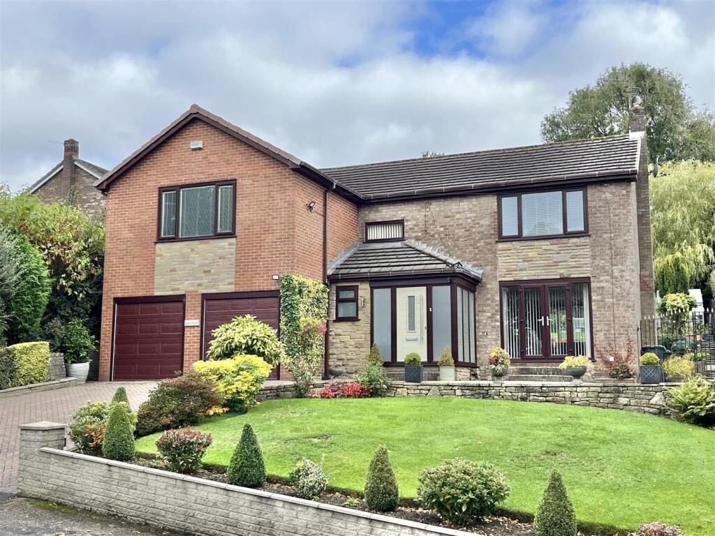 Main image of property: North Road, Glossop