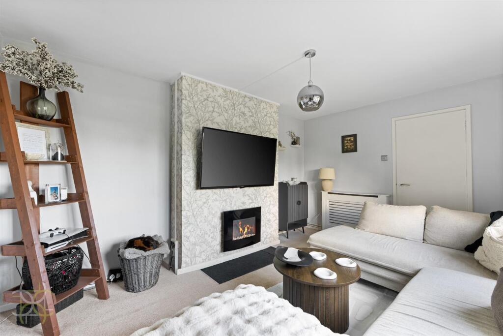 Apartment in Wychavon, Broadway - View 2