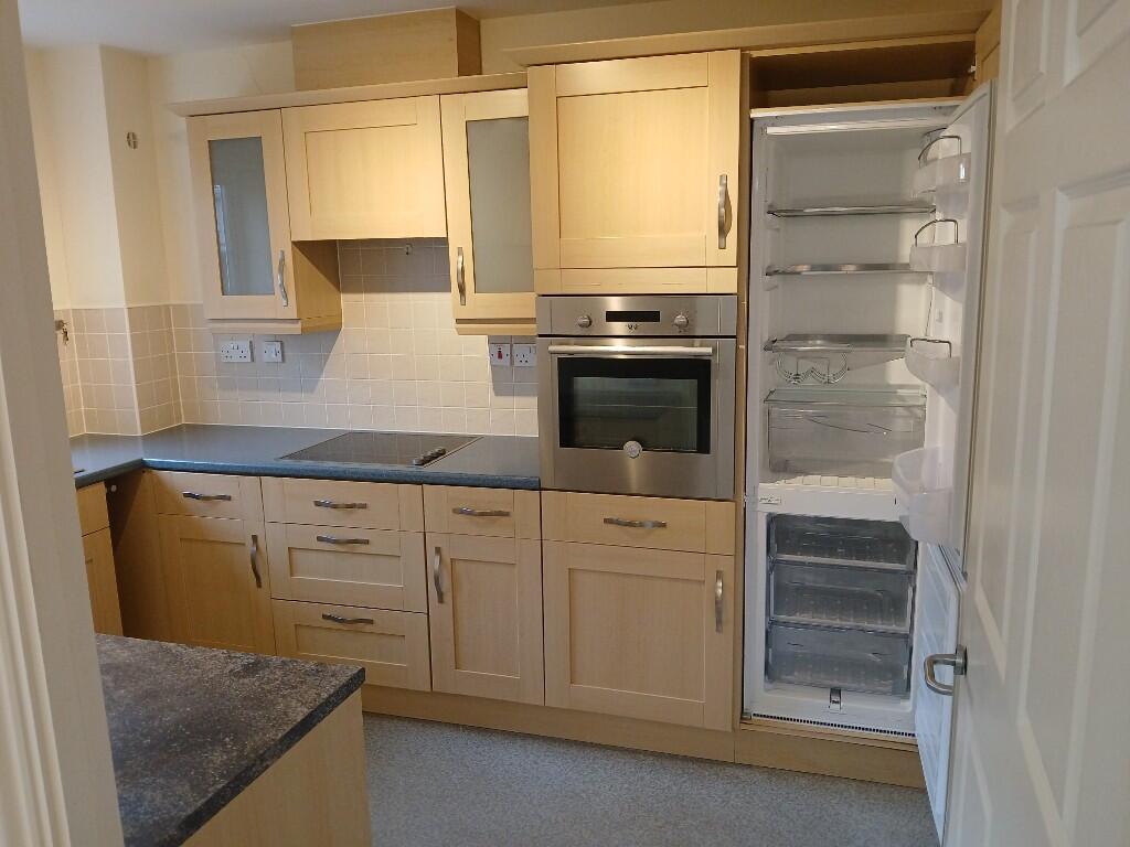 3 Queen Anne Court, Bristol Road, Quedgeley, Gloucestershire, GL2 4JY photo 4