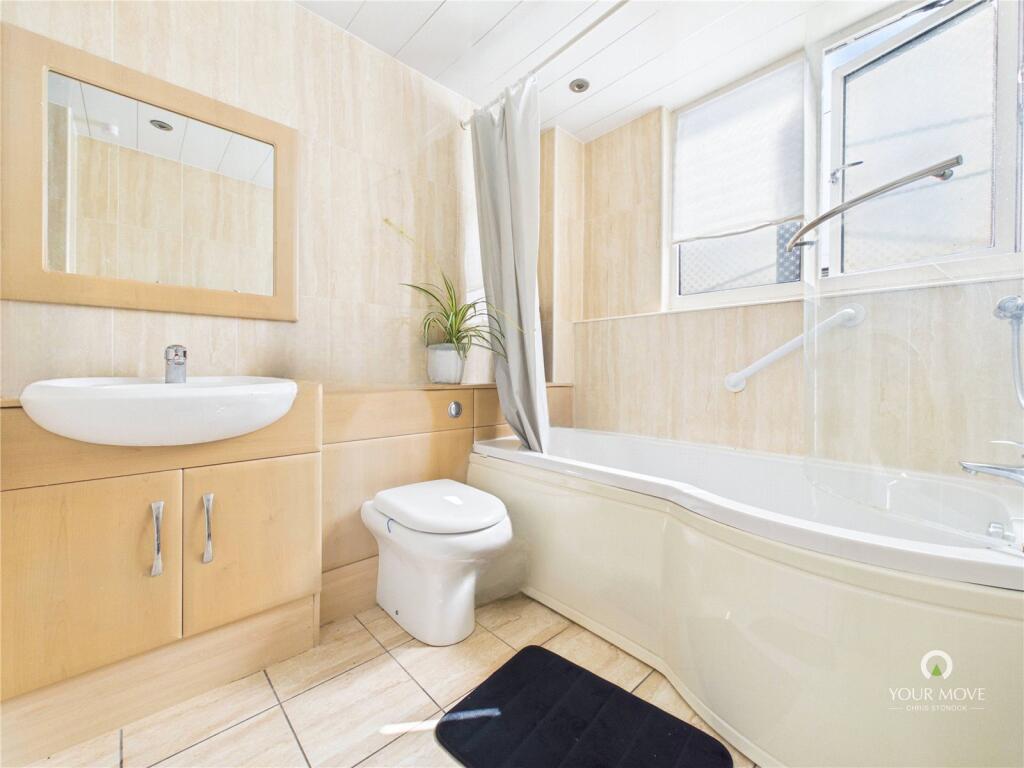House in Newcastle upon Tyne, Lemington - More