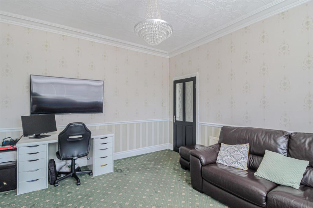 Austen Avenue, Nottingham photo 4