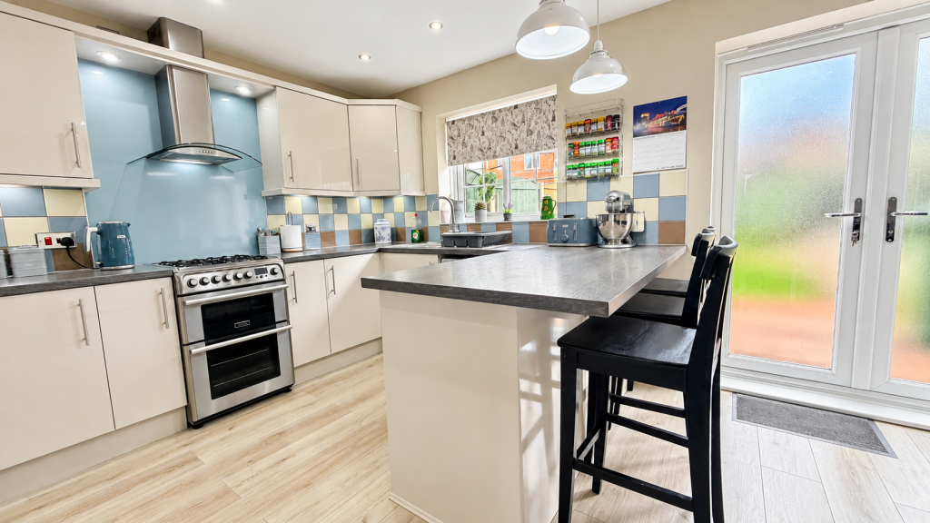 Rostherne Road, Davenport photo 2