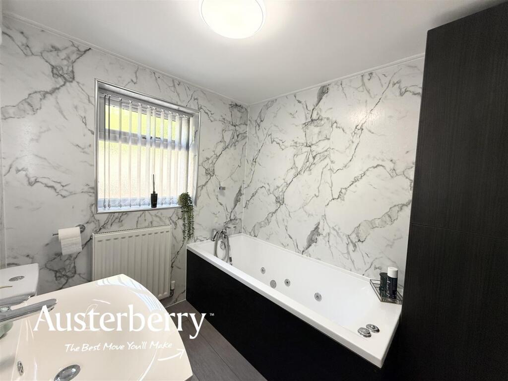 House in Stoke-on-Trent - More