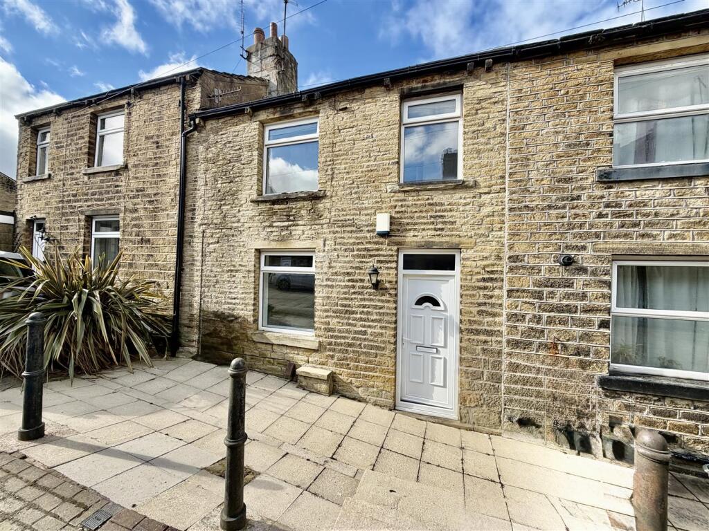 Main image of property: New Street, Netherton, Huddersfield HD4 7EZ