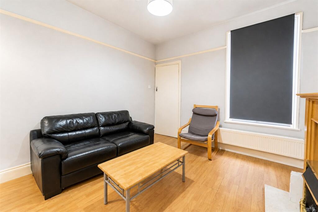 4 bedroom house for rent