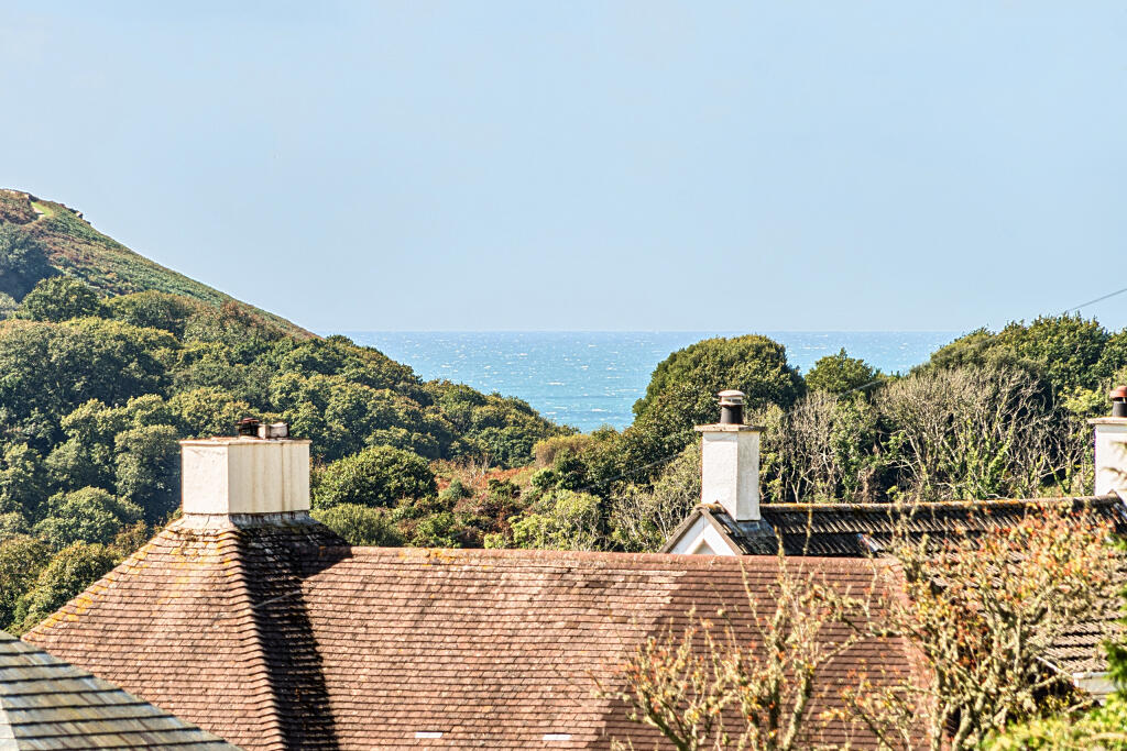 Main image of property: Flat 1, Mount Howe, 82 Court Road, Newton Ferrers, Devon