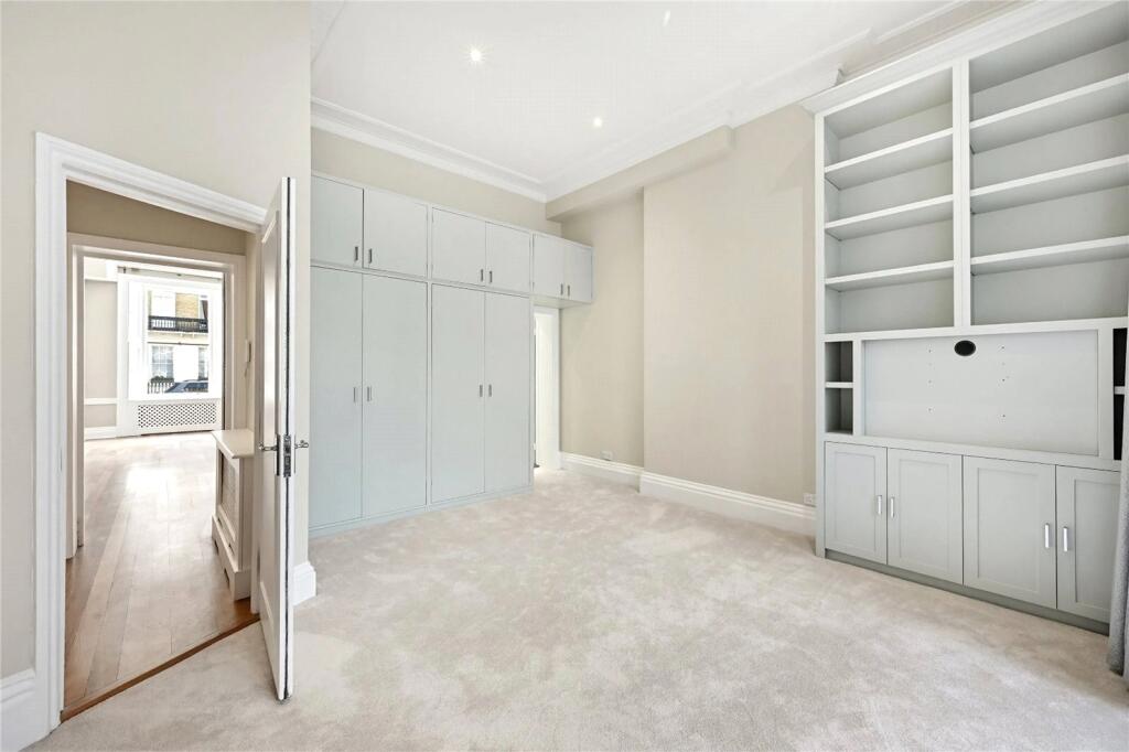 4 bedroom maisonette for rent