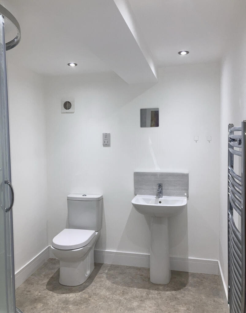 Apartment in Stafford, Staffordshire - More