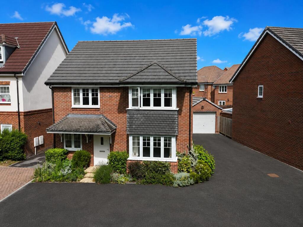 Main image of property: Lailey Path, Shinfield, RG2