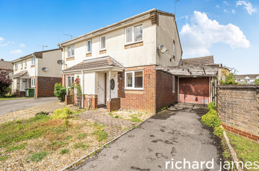 Main image of property: Ash Close, Lyneham, SN15