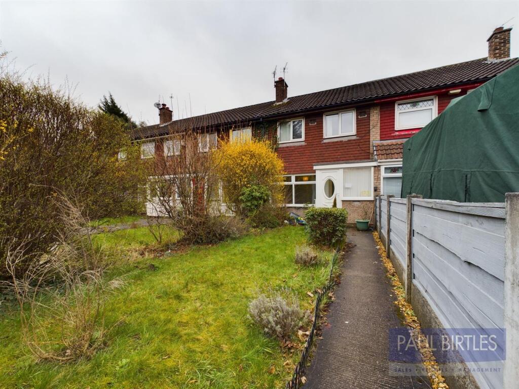 Main image of property: Iona Way, Davyhulme, Trafford, M41