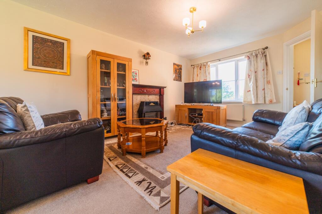 House in Cardiff - More