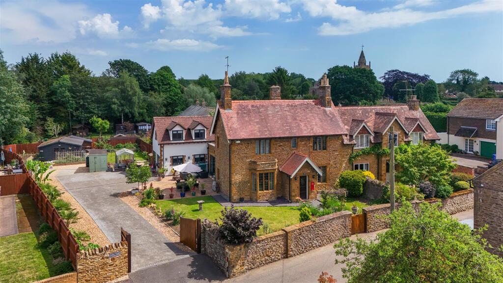 Main image of property: Green Street, Milton Malsor, Northampton