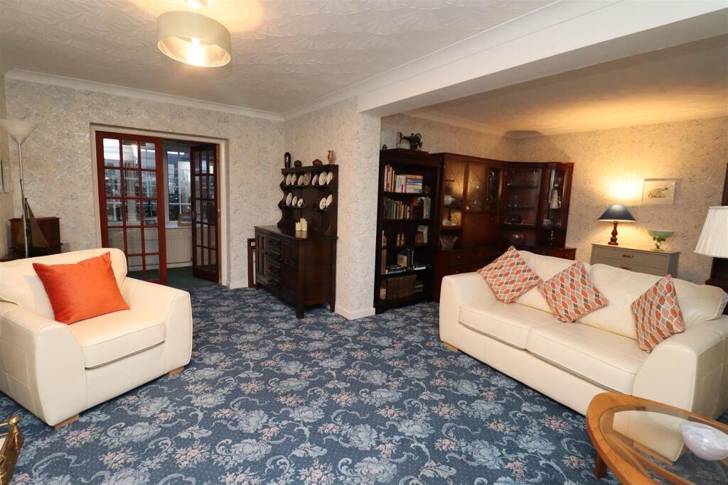 The Oval, Brough photo 5