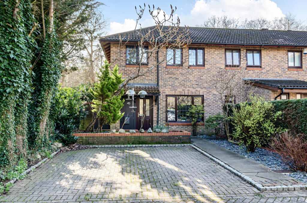 Main image of property: Bere Road, Bracknell, Berkshire