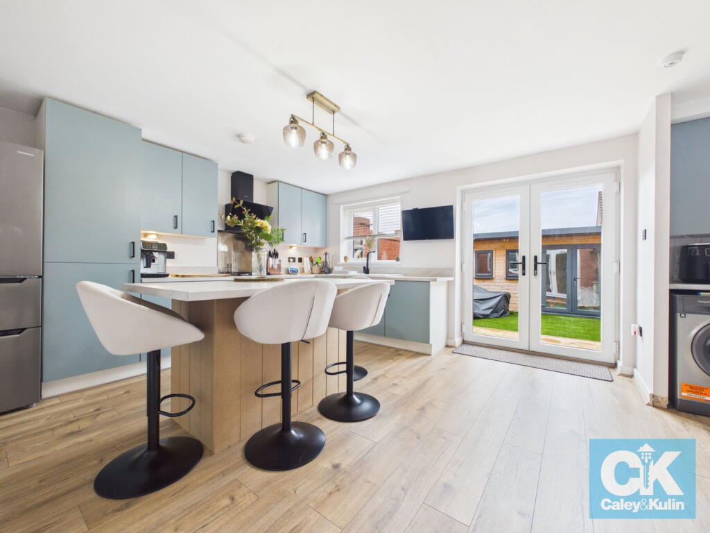 House in South Staffordshire, Penkridge - View 5