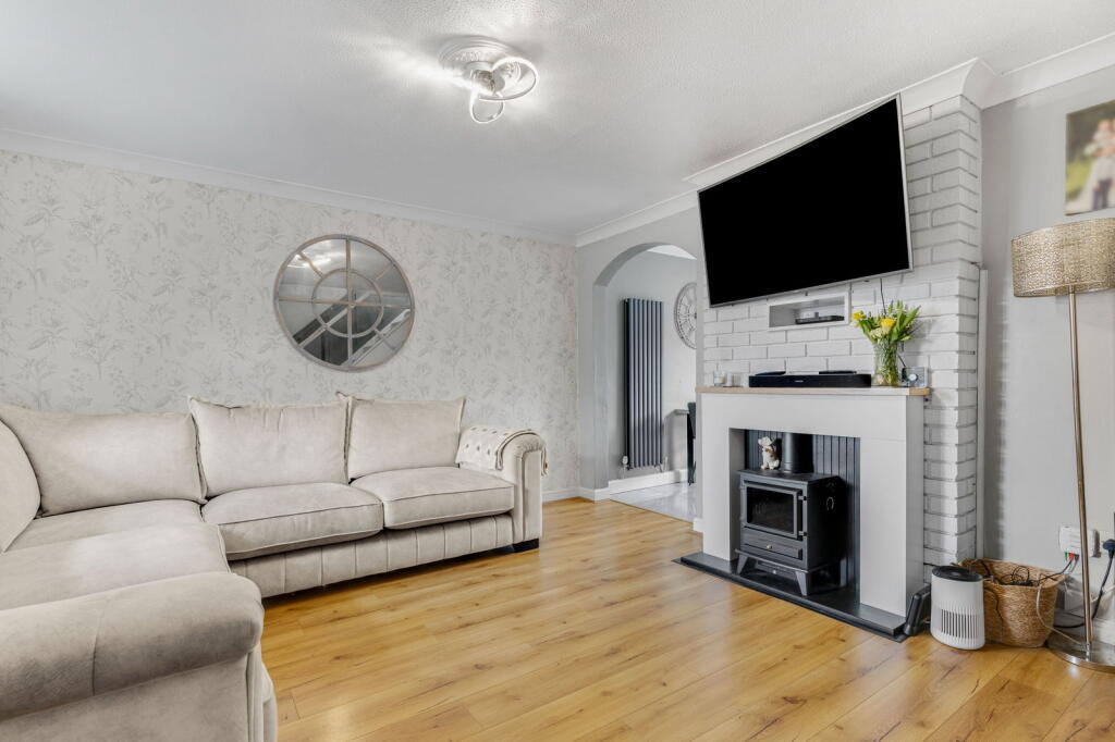 Barsham Drive, Brierley Hill, DY5 3HE photo 4
