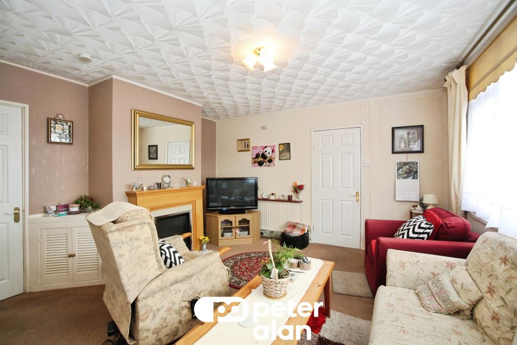 House in Newbridge, Caerphilly - View 3