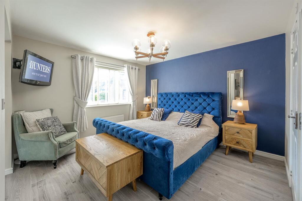 House in Dudley - More