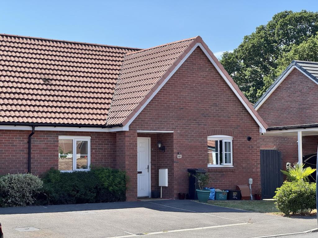 2-bed house on Knight Lane, Monkton Heathfield, £290,000