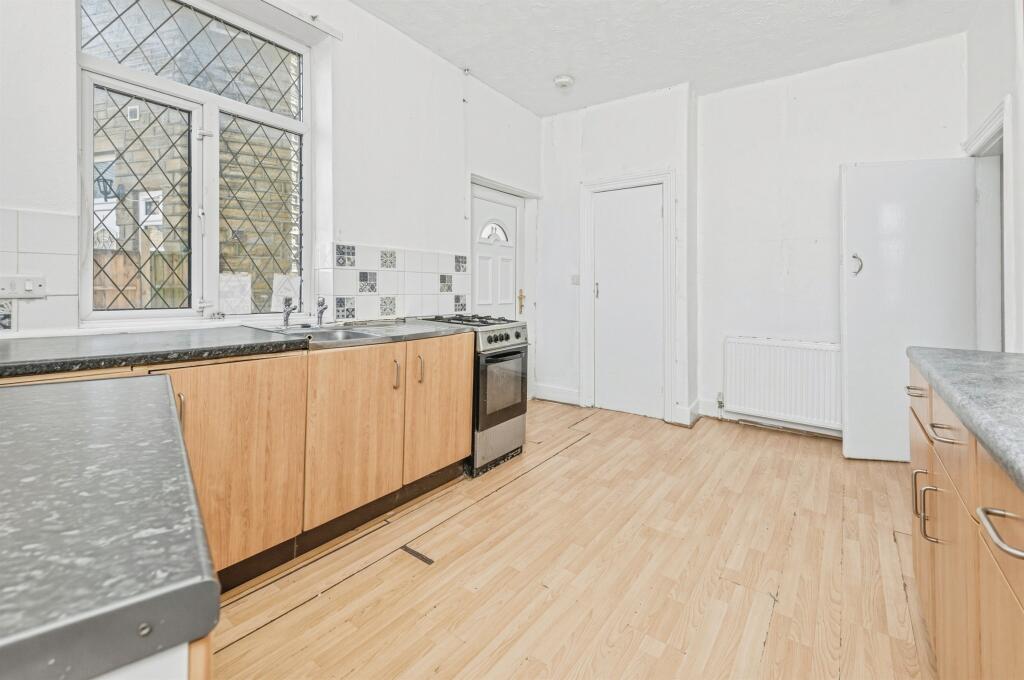 House in Kirklees, West Yorkshire - View 4