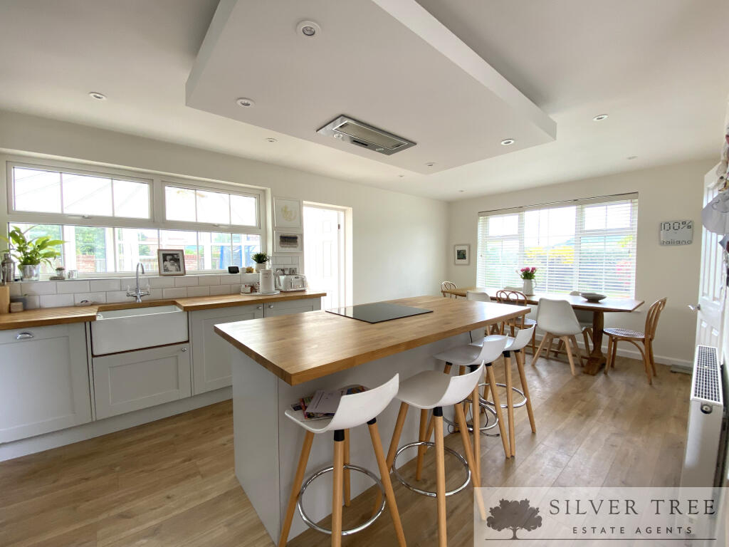 Annandale Grove, Scalby, Scarborough, North Yorkshire photo 4