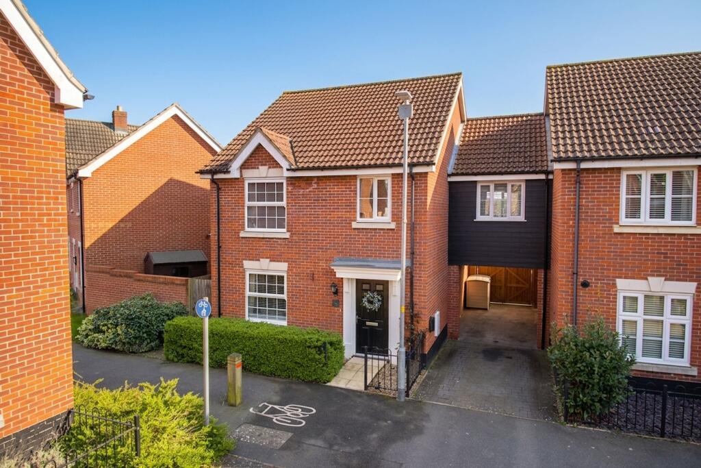 Main image of property: Kingfisher Walk, Loddon, Norwich