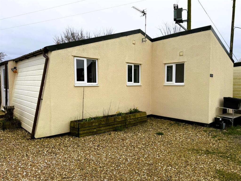 Main image of property: Plymtree