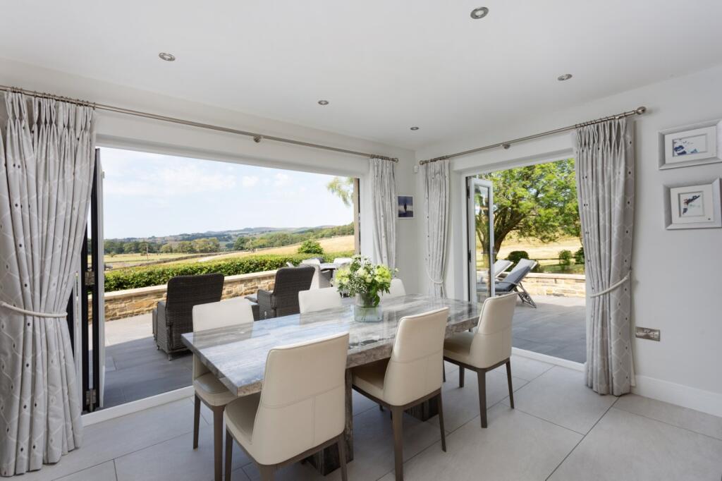 House in Bradford, Beamsley - View 3