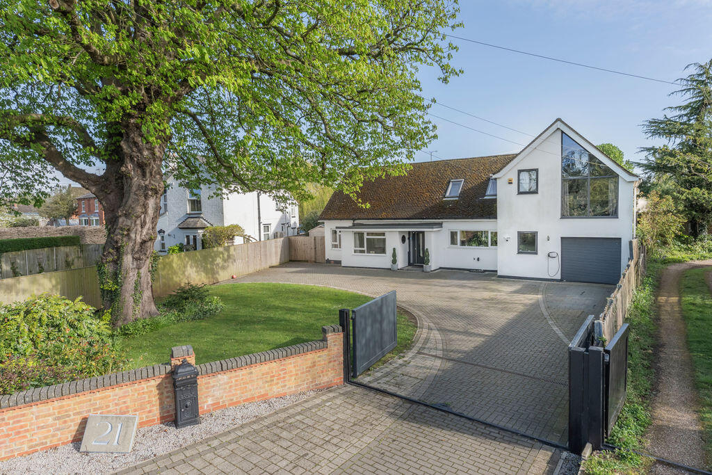 Main image of property: High Street, Yelvertoft
