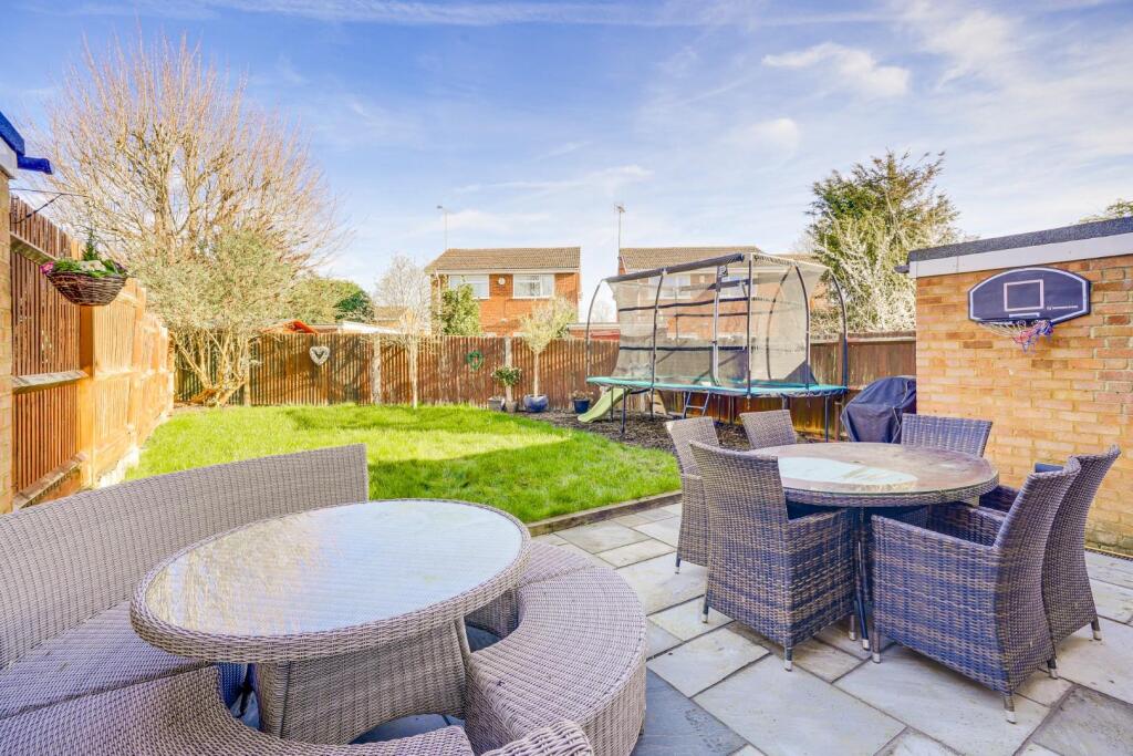 Camberton Road, Linslade photo 4
