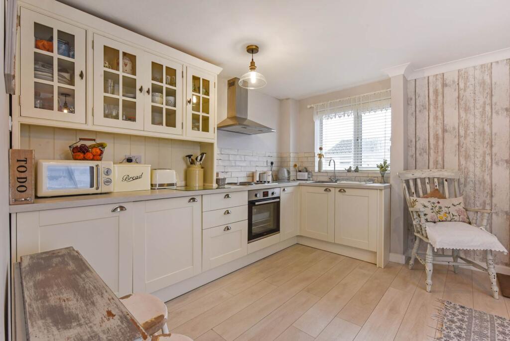 Apartment in Chichester, East Wittering - View 5