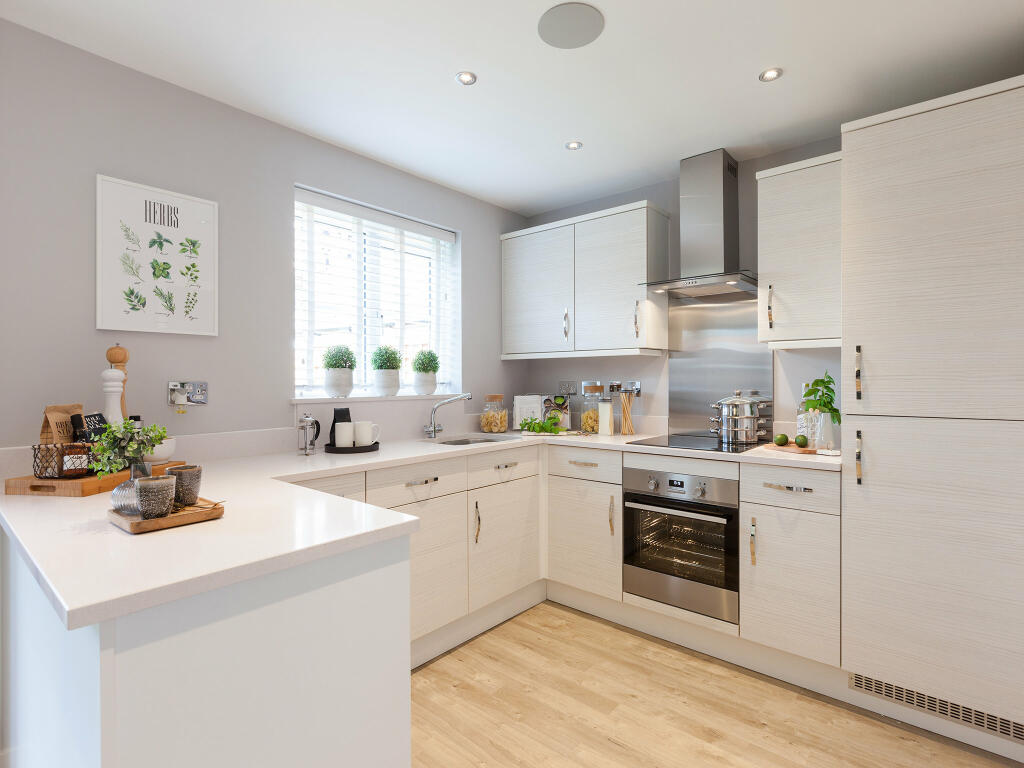 27 Magenta Way photo 3