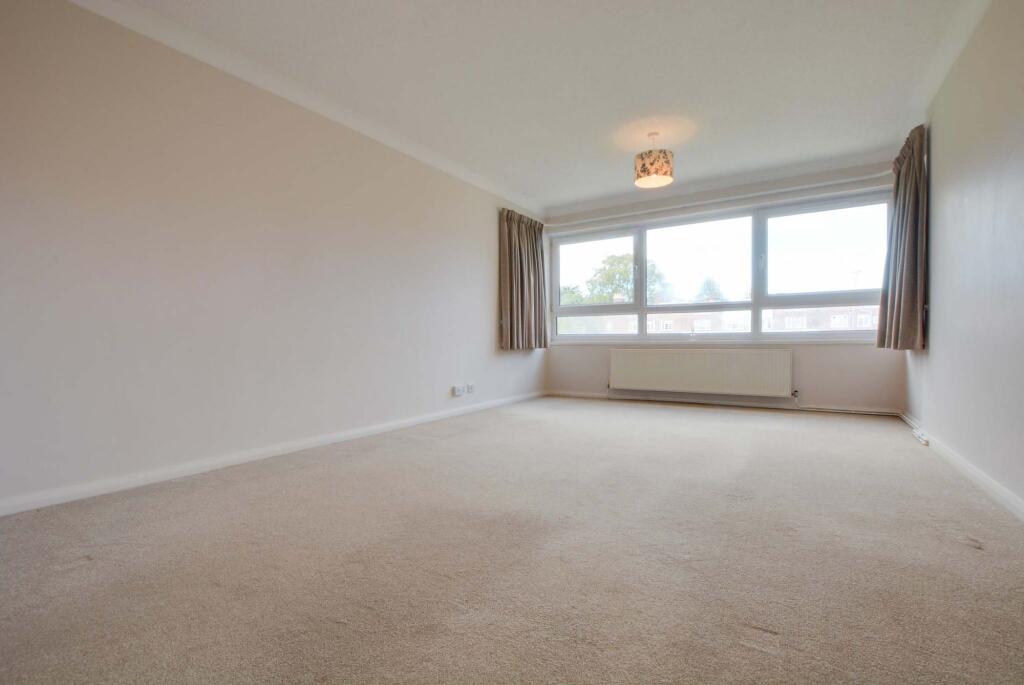 Apartment in Leicester - View 3