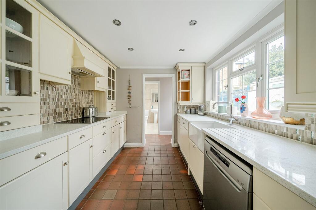 St. Marys Road, Surbiton photo 3
