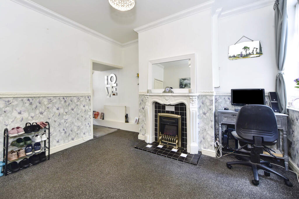 House in Doncaster, South Yorkshire - View 5