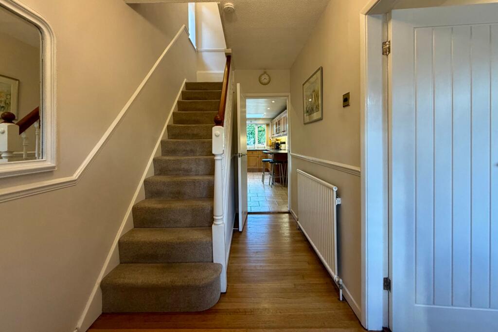 House in Oadby and Wigston, Leicestershire - More