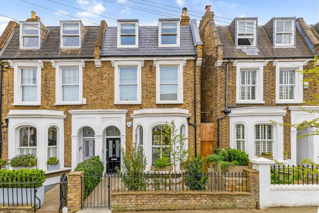 Main image of property: Nottingham Road, London SW17