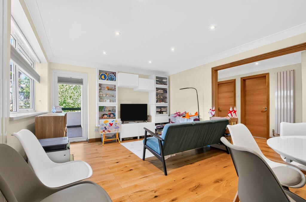 Carlton Road, Harpenden photo 5
