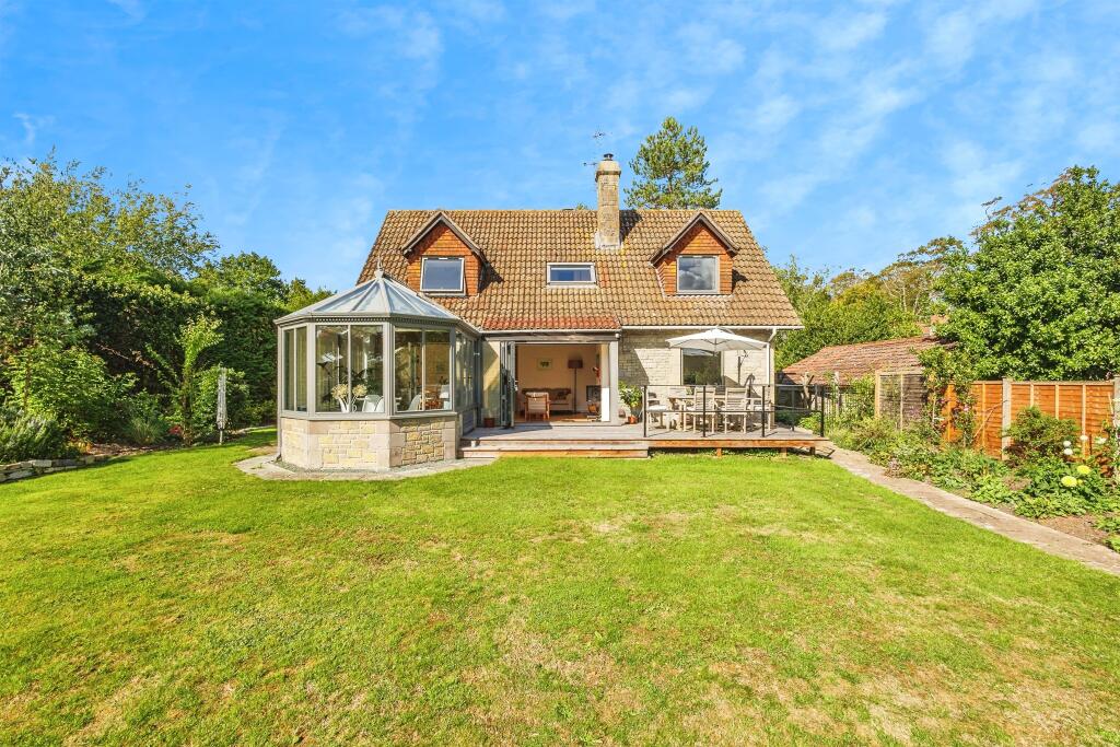 Main image of property: Lascot Hill, WEDMORE