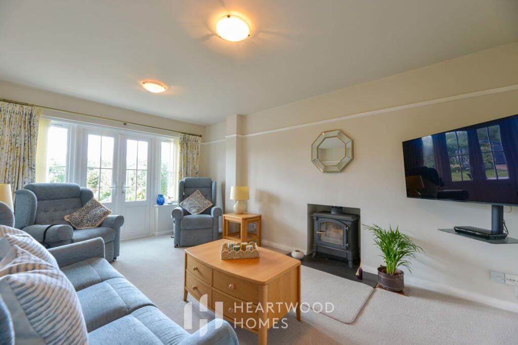 House in St Albans, Roestock, Colney Heath - View 4