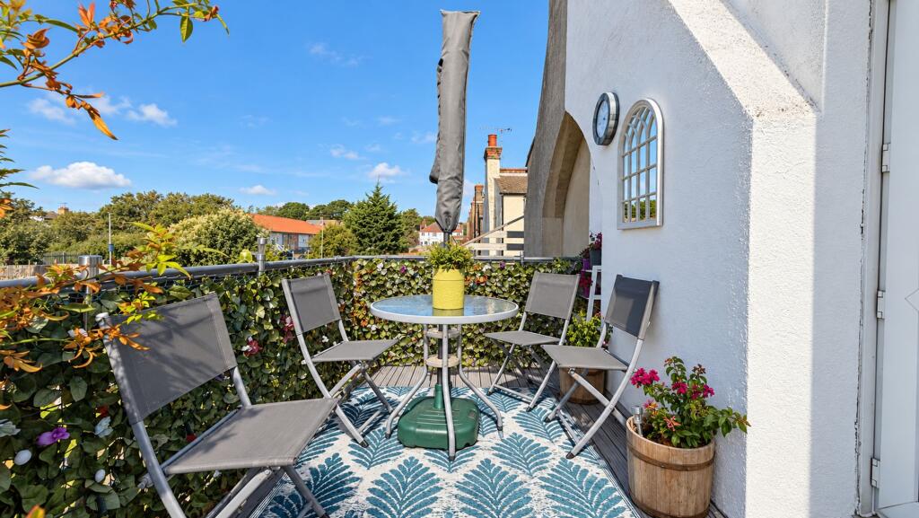 Main image of property: Victoria Road, Southend-On-Sea, SS1