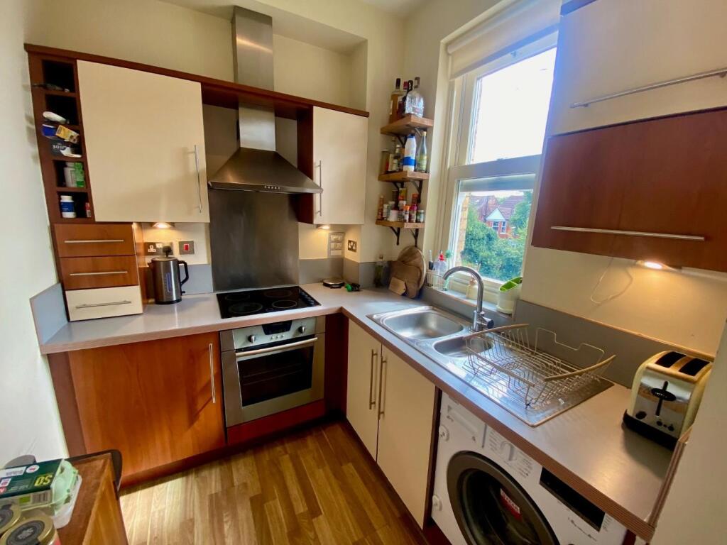 Apartment in Manchester, Ladybarn, Withington - View 3