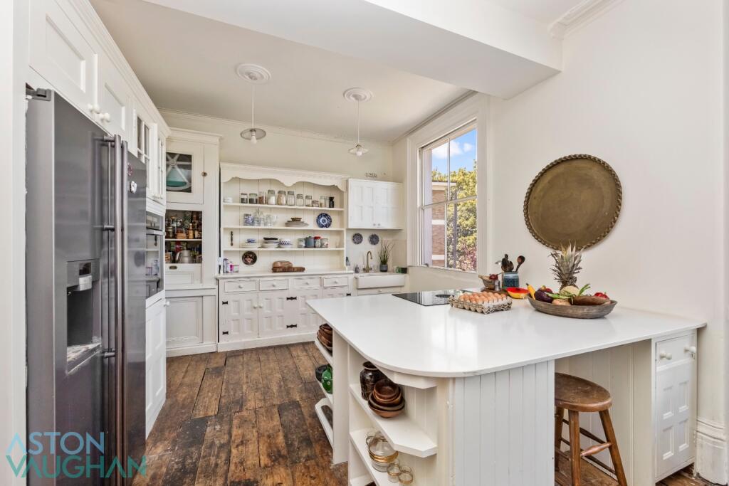Apartment in Brighton, Round Hill - View 4
