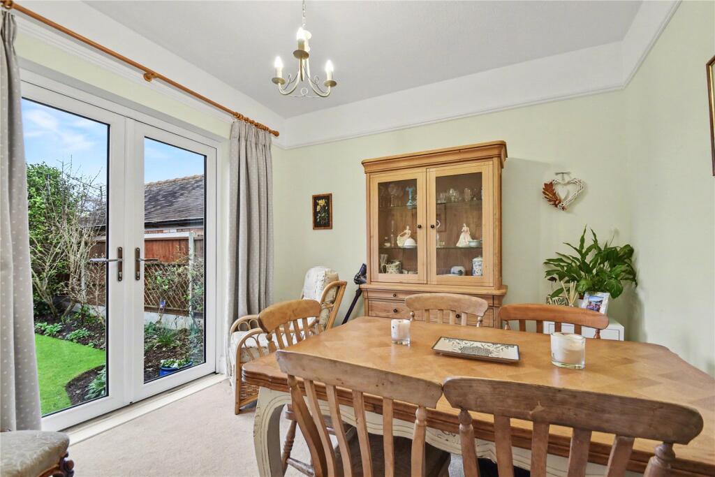 York Avenue, Droitwich Spa, Worcestershire, WR9 photo 4