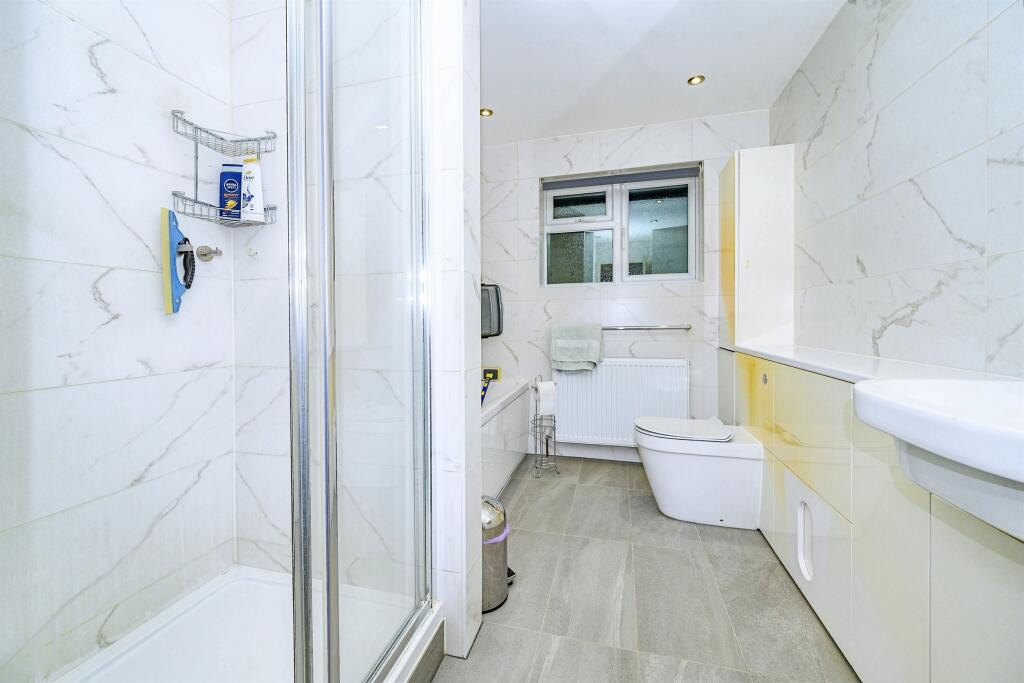 Additional image 3 of Oaklands Lane, Smallford, St. Albans