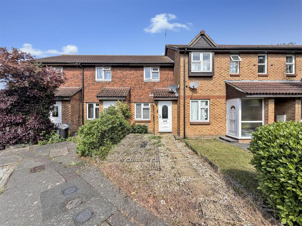 Main image of property: Abbotswood Way, Hayes