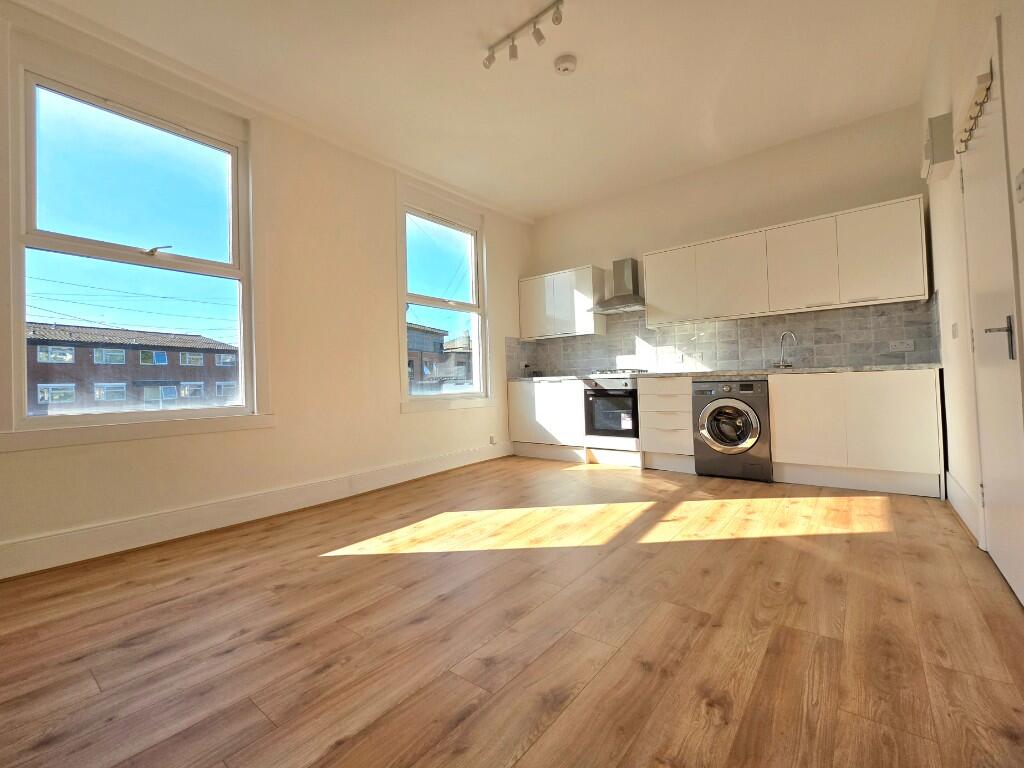 Main image of property: White Hart Lane, London, N22